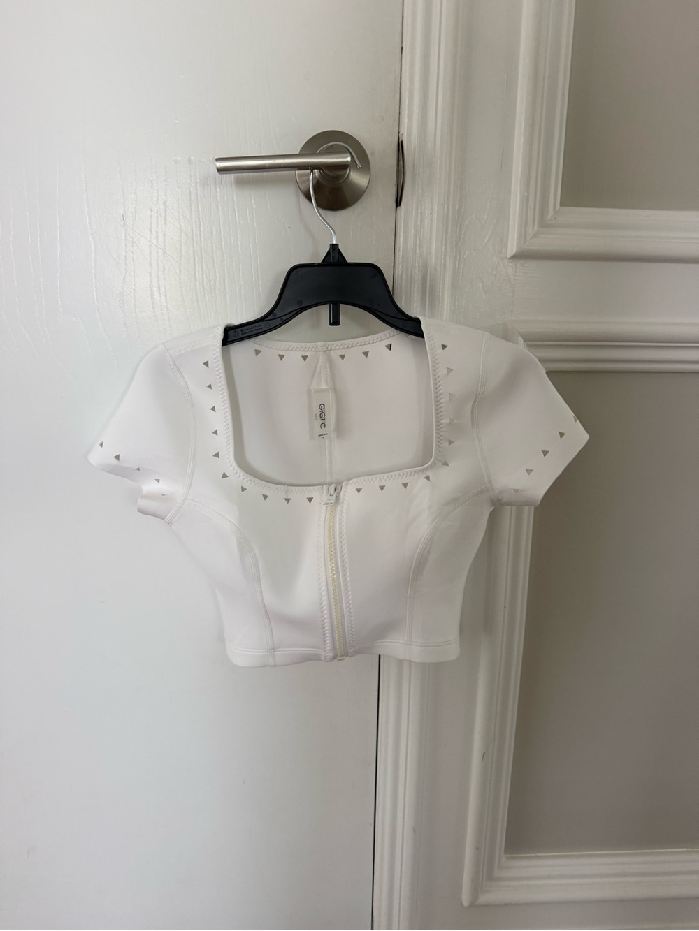 GIGI C White Jennifer Crop Top